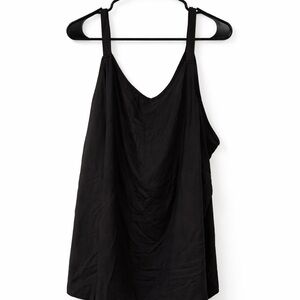 Torrid Black V-Neck Sleeveless Camisole Size 5